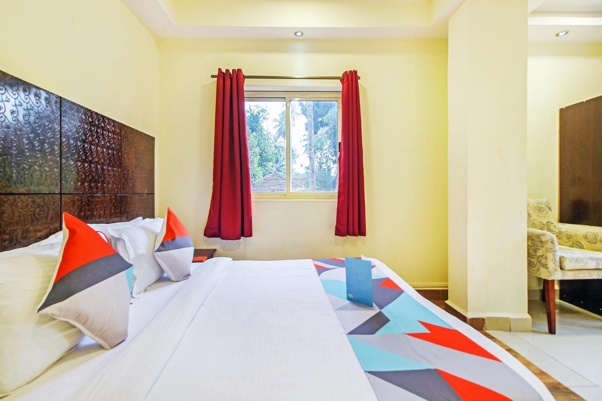 Fabexpress Golden Nest Deluxe - Nr Calangute Beach Старый Гоа Экстерьер фото