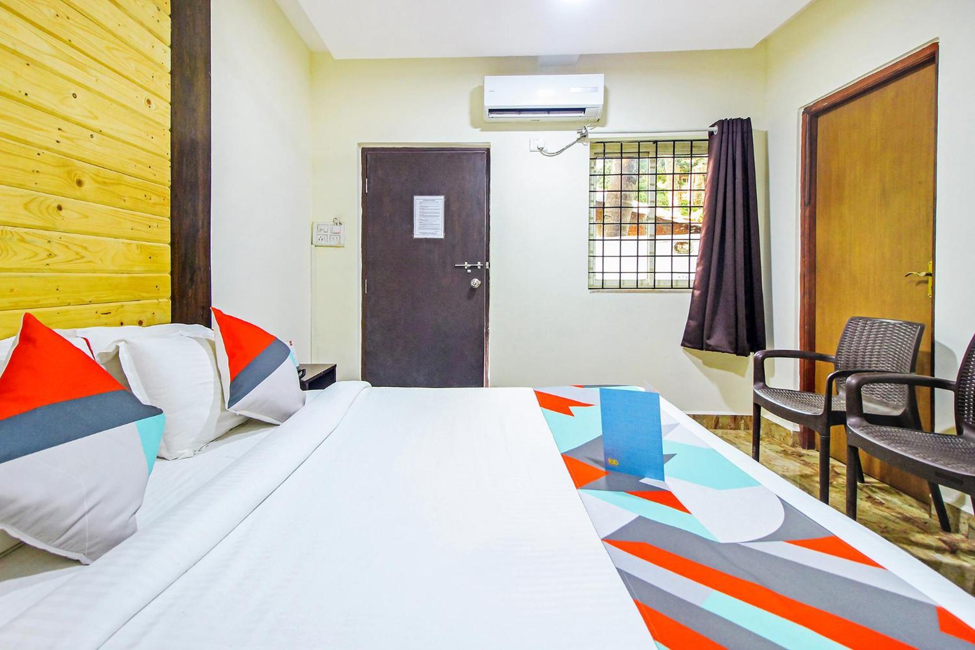 Fabexpress Golden Nest Deluxe - Nr Calangute Beach Старый Гоа Экстерьер фото