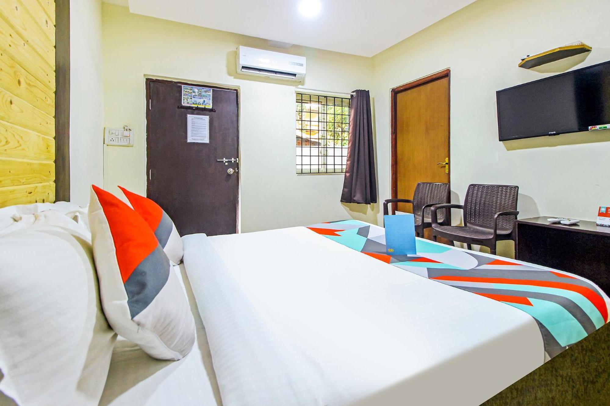 Fabexpress Golden Nest Deluxe - Nr Calangute Beach Старый Гоа Экстерьер фото